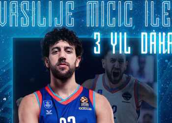 Anadolu Efes, Vasilije Micic'in sözleşmesini uzattı
