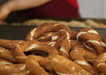 Ankara'da simit fiyatı 2.5 TL oldu