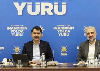 Bakan Kurum, İstanbul'daki AKP'li belediye başkanlarıyla değerlendirme toplantısı yaptı