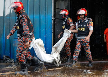 Bangladeş'te fabrikada çıkan yangında ölü sayısı 52'ye çıktı
