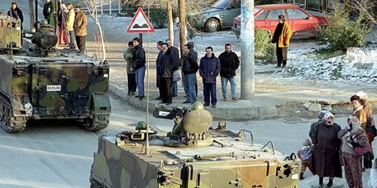 Başsavcılık talebi reddetti: 28 Şubat davası sanığı komutanlar cezaevine girecek