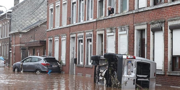 Belçika'da sel felaketi nedeniyle ölenlerin sayısı 27'ye çıktı