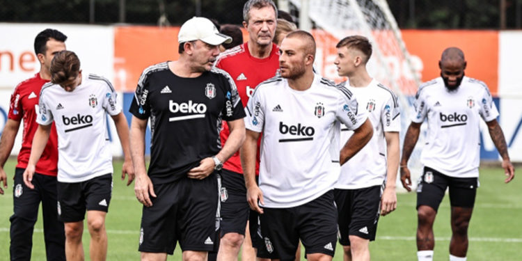 Beşiktaş, İspanya kampında 3 hazırlık maçı oynayacak