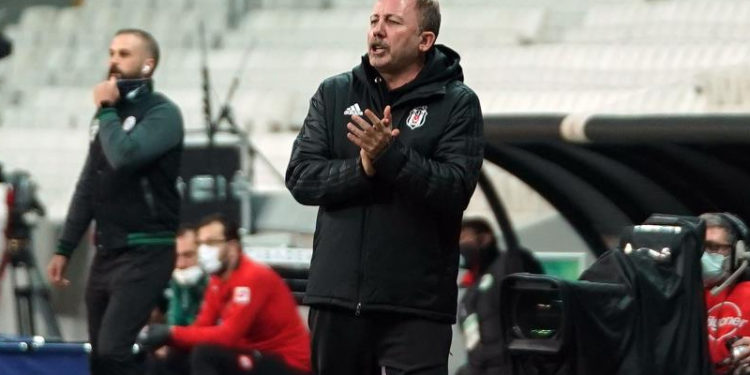 Beşiktaş'ta gönderilecek futbolcular belli oldu