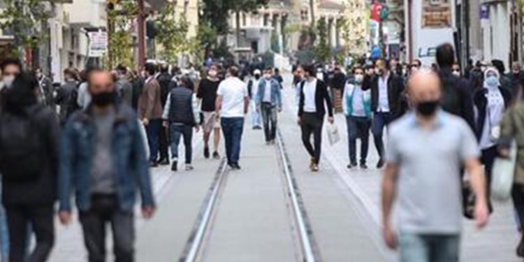 Bilim Kurulu Üyesi Prof. Dr. İlhan: 4. dalga aşısızların pandemisi olabilir