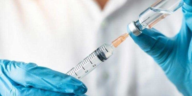 Bilim Kurulu Üyesi Şimşek: Hastalık geçirenlerde tek doz mRNA aşısı yeterli