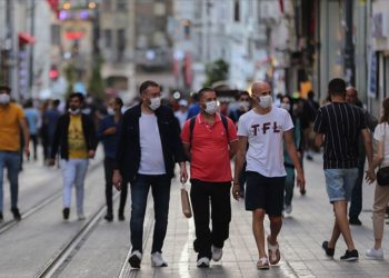 Bilim Kurulu üyesi Prof. Necmi İlhan: 4'üncü dalga, "aşısızlar pandemisi" olabilir