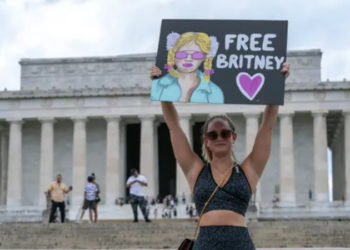 Britney Spears: Babam hayatımı kontrol ettiği sürece sahneye çıkmayacağım; vasilik, hayallerimi öldürdü