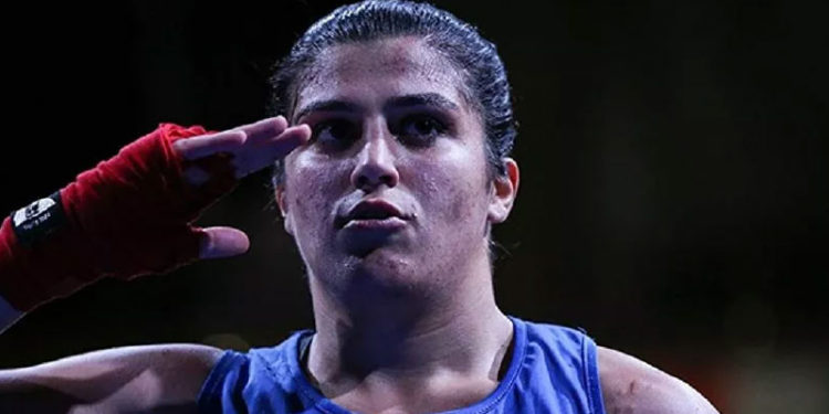 Busenaz Sürmeneli madalyayı garantiledi: Yarı finale yükseldi