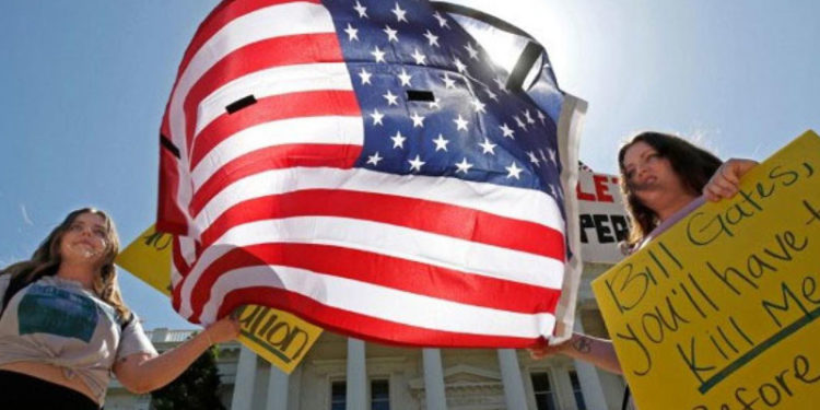 CDC Başkanı Walensky: Kovid-19 aşılanmayanların salgınına dönüştü