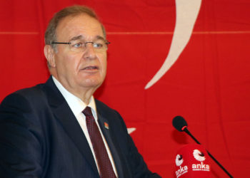 CHP Ekonomi Masası | Faik Öztrak: Türkiye’nin en büyük açığı, herkesi kucaklayan bir cumhurbaşkanı olmaması