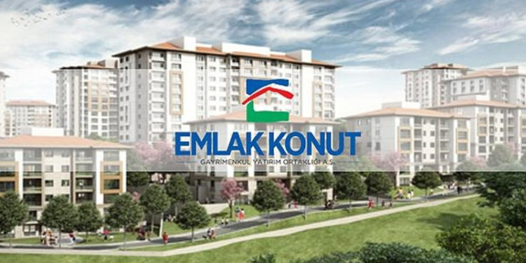 CHP Milletvekili Deniz Yavuzyılmaz, AKP'li 3 ismin Emlak Konut'tan maaş aldığını açıkladı