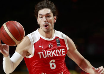 Cedi Osman: Takım olarak cevap verebilmek ve turnuvaya galibiyetle başlamak çok önemliydi, kazandığımız için mutluyuz