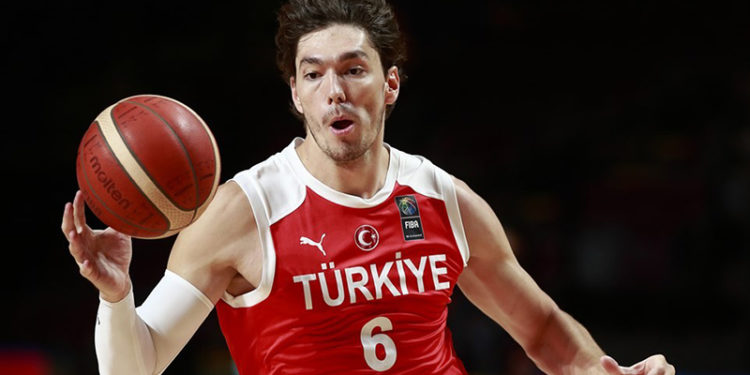 Cedi Osman: Takım olarak cevap verebilmek ve turnuvaya galibiyetle başlamak çok önemliydi, kazandığımız için mutluyuz