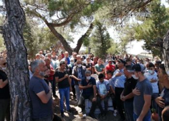 Cenazede isyan: Hak istedik hak, yeter ulan yeter!