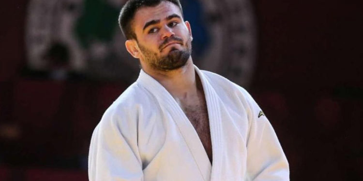 Cezayirli judocu, İsrailli rakibiyle karşılaşmamak için olimpiyattan çekildi: Filistin'in mücadelesi benimkinden daha büyük