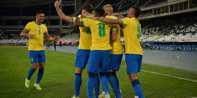 Copa America'nın ilk finalisti Brezilya