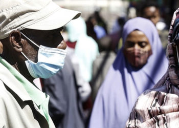 DSÖ: Afrika'da Kovid-19 vakalarında rekor artış kaydedildi