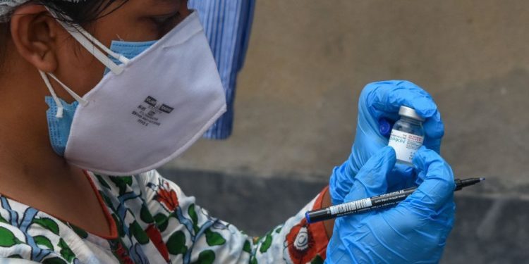 Delta varyantı nedir, Türkiye'de salgını nasıl etkileyecek?