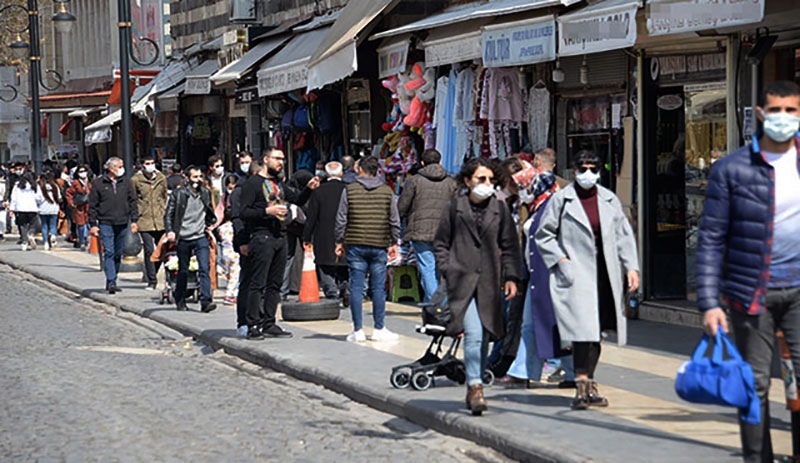 Diyarbakır Tabip Odası Başkanı Turan: Hastaneye yatışı yapılanların yüzde 75'i aşısız olanlar