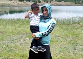 Doğuma bir ay kaldı, Huriye Acun 20 gündür hücrede tutuluyor