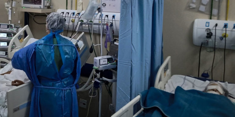 Dünya genelinde Kovid-19'dan ölenlerin sayısı 4 milyonu aştı