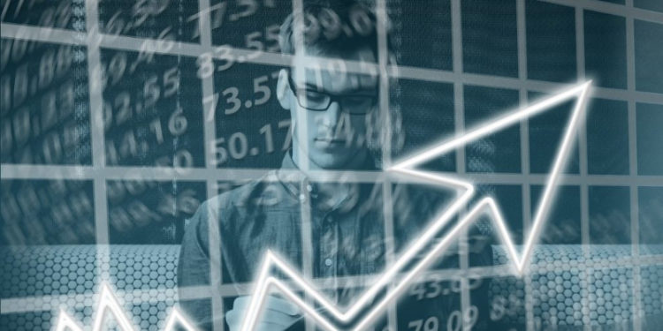 Dünya yazarı Aktaş: Ekonomide yapılan hatalar gelecekte iktisat fakültelerinde ders olarak okutulacak