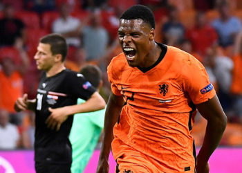 EURO 2020'ye damga vuran Dumfries, Everton'ın radarında