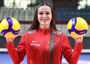 Eda Erdem Dündar, "soft" karantinada olduğu için açılış töreninde Türk bayrağını taşıyamayacak