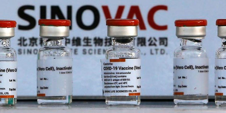 Endonezya'da Sinovac'ı tartışmaya açan ölüm