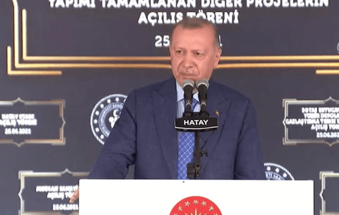 Erdoğan yalanda ısrarlı: Avrupa’da aşı olmak 50-100 sterlin!