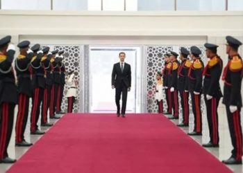 Esad'dan 'vatanınıza d&ouml;n&uuml;n' &ccedil;ağrısı