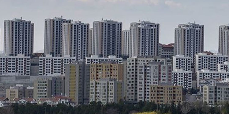 Esenyurt’ta konut mağdurlarına çözüm önerisine AKP ve MHP’den ret