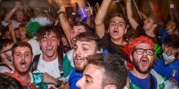 Euro 2020 delta varyantının daha fazla yayılmasına neden olabilir mi?