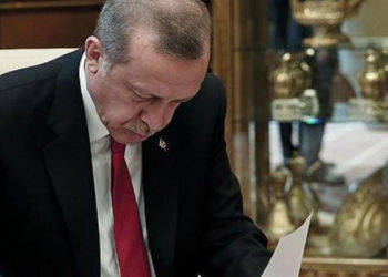 Eğitim Sen, cumhurbaşkanının fakülte açma yetkisine karşı dava açtı: Anayasaya aykırı
