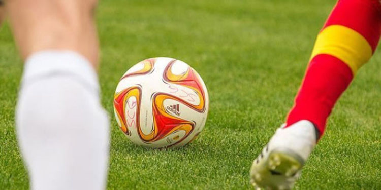 FIFA oyun kurallarında değişiklik için düğmeye bastı; devreler 30 dakika, sınırsız değişiklik!