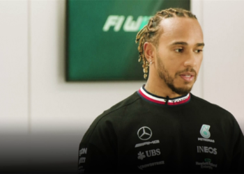 Formula 1 pilotu Lewis Hamilton'dan Türkiye ve orman yangını paylaşımı