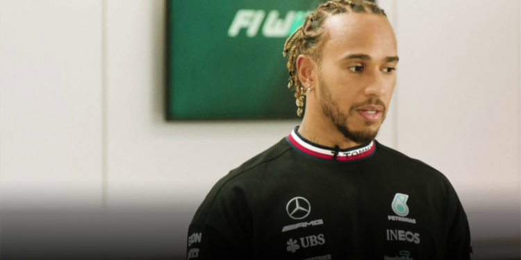 Formula 1 pilotu Lewis Hamilton'dan Türkiye ve orman yangını paylaşımı