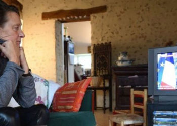 Fransa ve Yunanistan'da sağlıkçılara aşı zorunluluğu