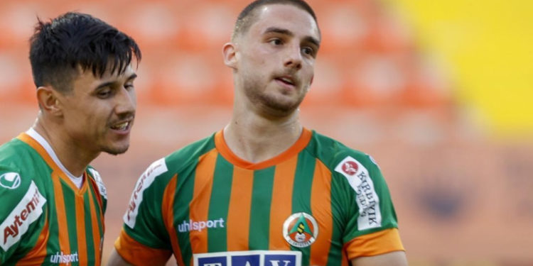 Galatasaray, Berkan Kutlu transferinde mutlu sona çok yakın