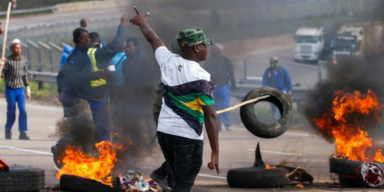 Güney Afrika'da protestolar: 32 ölü