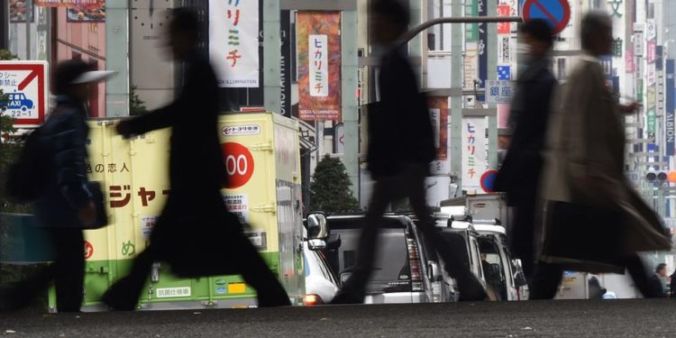 Japonya'da insanlar neden ortadan kaybolup 'buharlaşmaya' karar veriyor?
