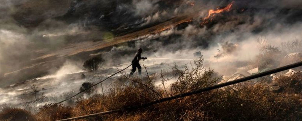 Kıbrıs'ta dört kişinin hayatını kaybettiği yangın, 2 gün sonra kontrol altına alındı