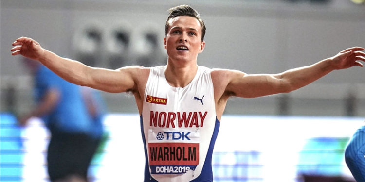 Karstern Warholm, 400 metre engellide 29 yıllık dünya rekorunu kırdı