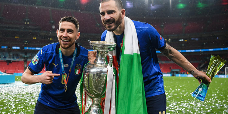 Leonardo Bonucci, final maçında hem Avrupa Şampiyonası hem de İtalya futbol tarihine geçti