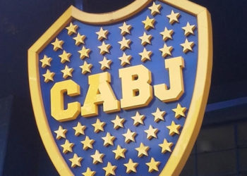 Libertadores Kupası'ndan elenen Boca Juniorslı oyuncular, polisle çatıştı