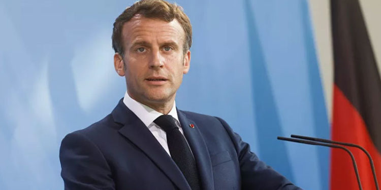 Macron'dan 'Pegasus' yazılımı için acil toplantı