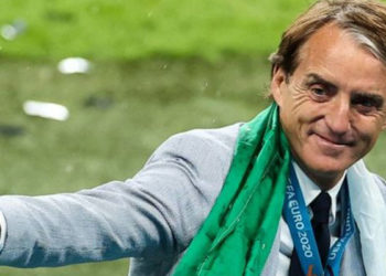 Mancini 'mucizesi' İtalya basınında: 'Silahları dostluk ve neşe'