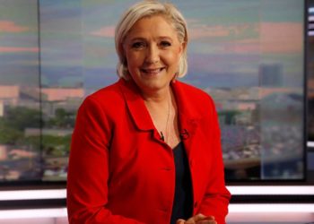 Marine Le Pen, bir kez daha Ulusal Birlik Partisi'nin lideri oldu