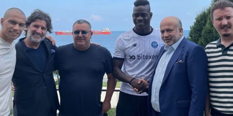 Mario Balotelli resmen Adana Demirspor’da!